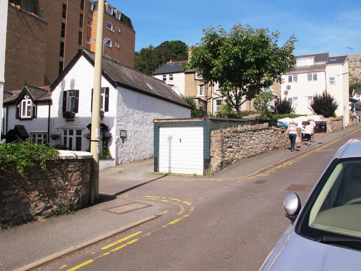 Anglesey House Bed & Breakfast Llandudno Luaran gambar